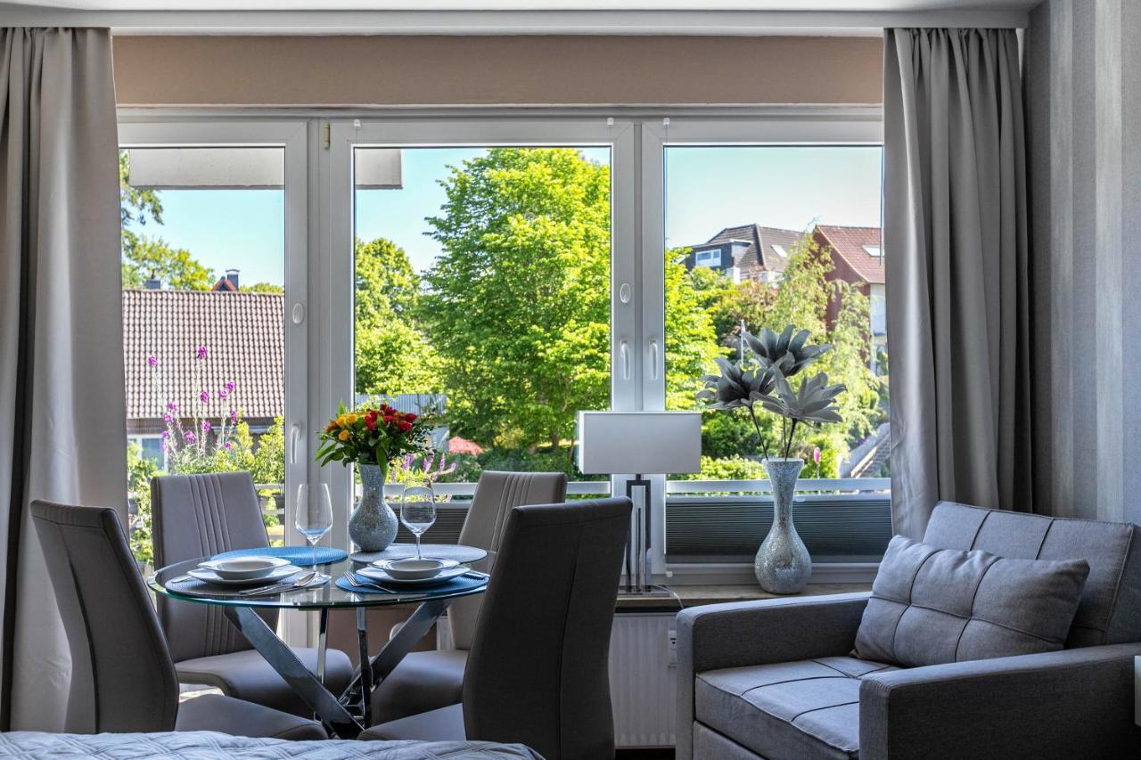 Ferienwohnung Mit Badestrand 글룩스부르크 외부 사진